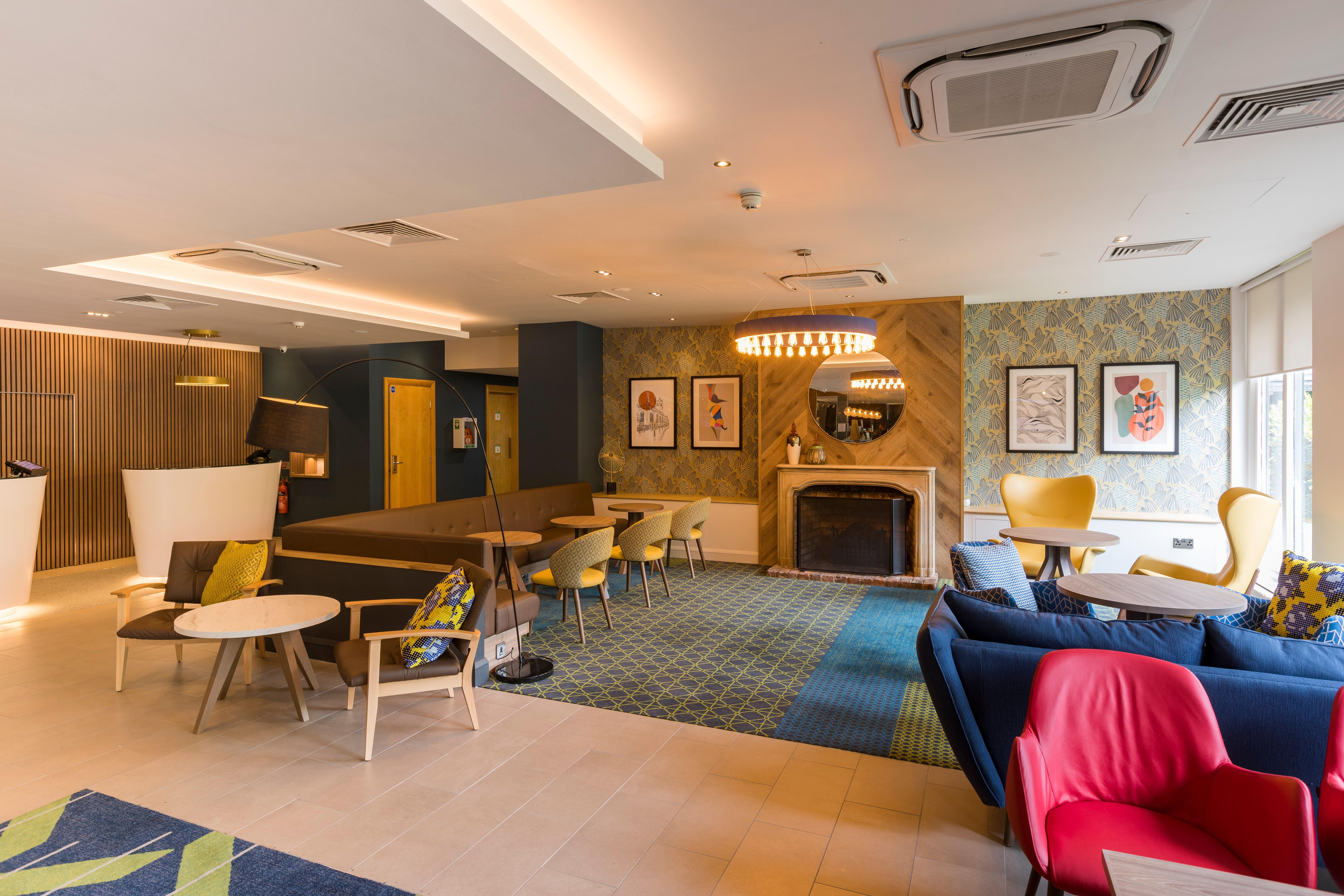 Holiday Inn Cambridge By Ihg Girton  Экстерьер фото