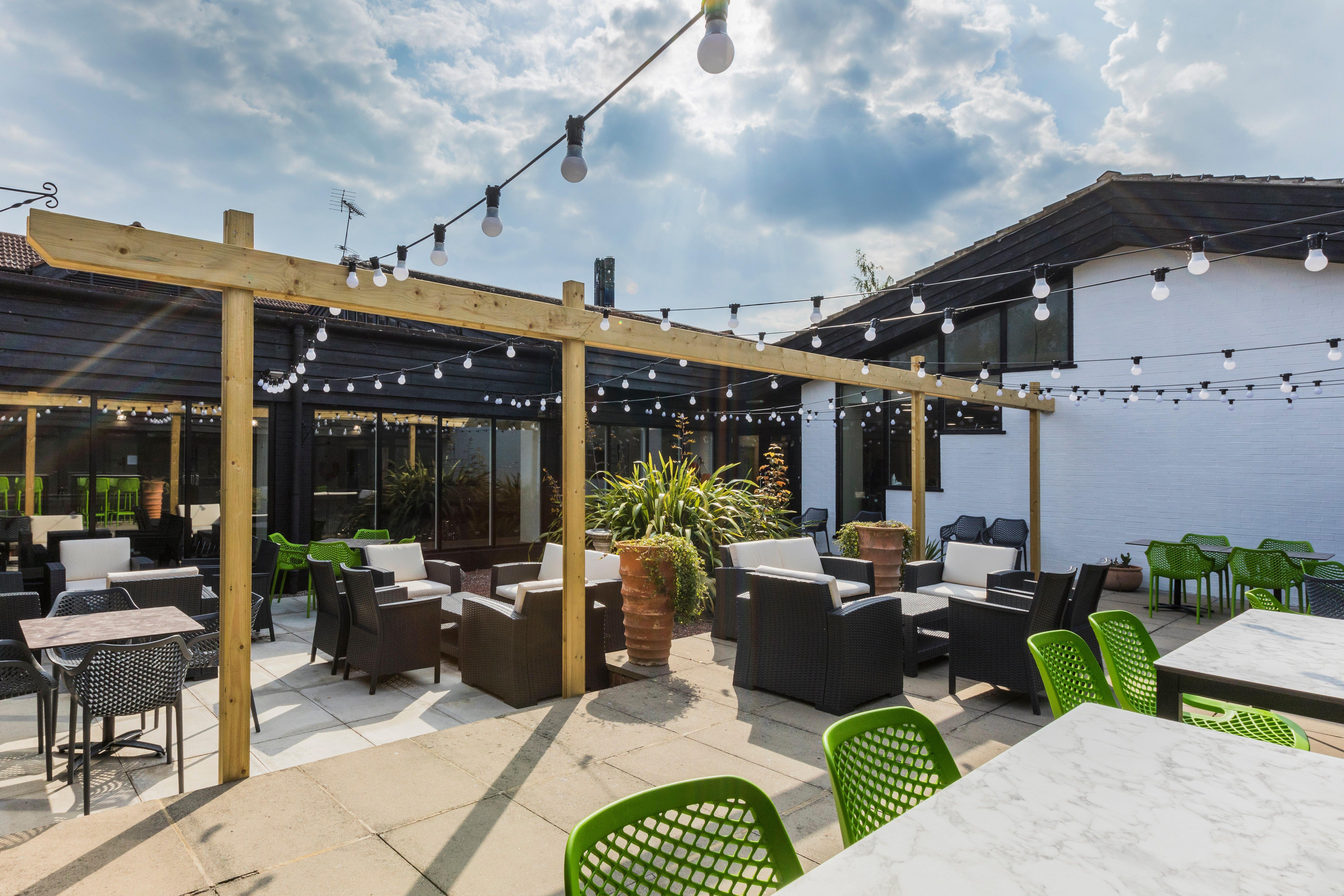 Holiday Inn Cambridge By Ihg Girton  Экстерьер фото