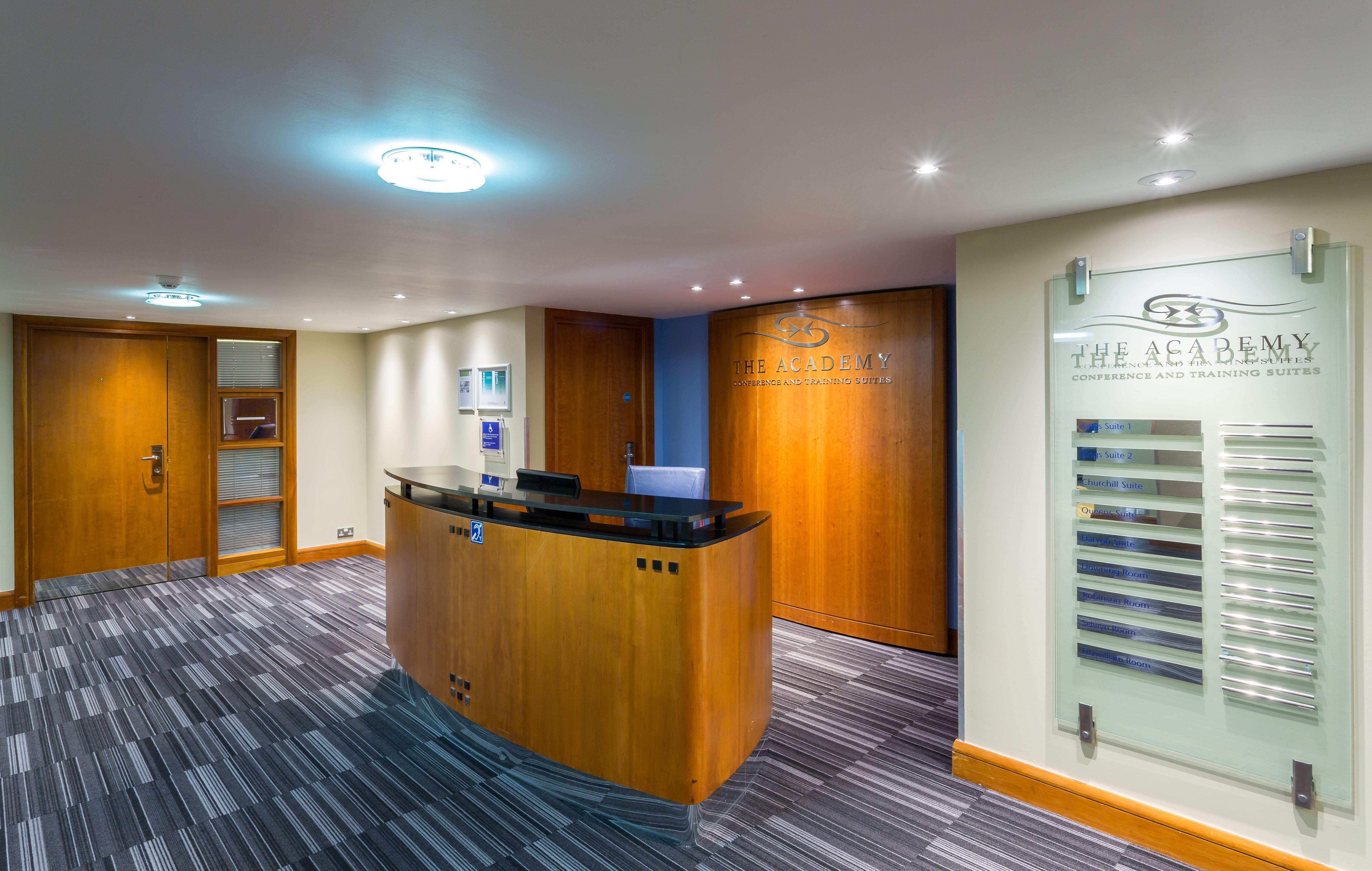 Holiday Inn Cambridge By Ihg Girton  Экстерьер фото