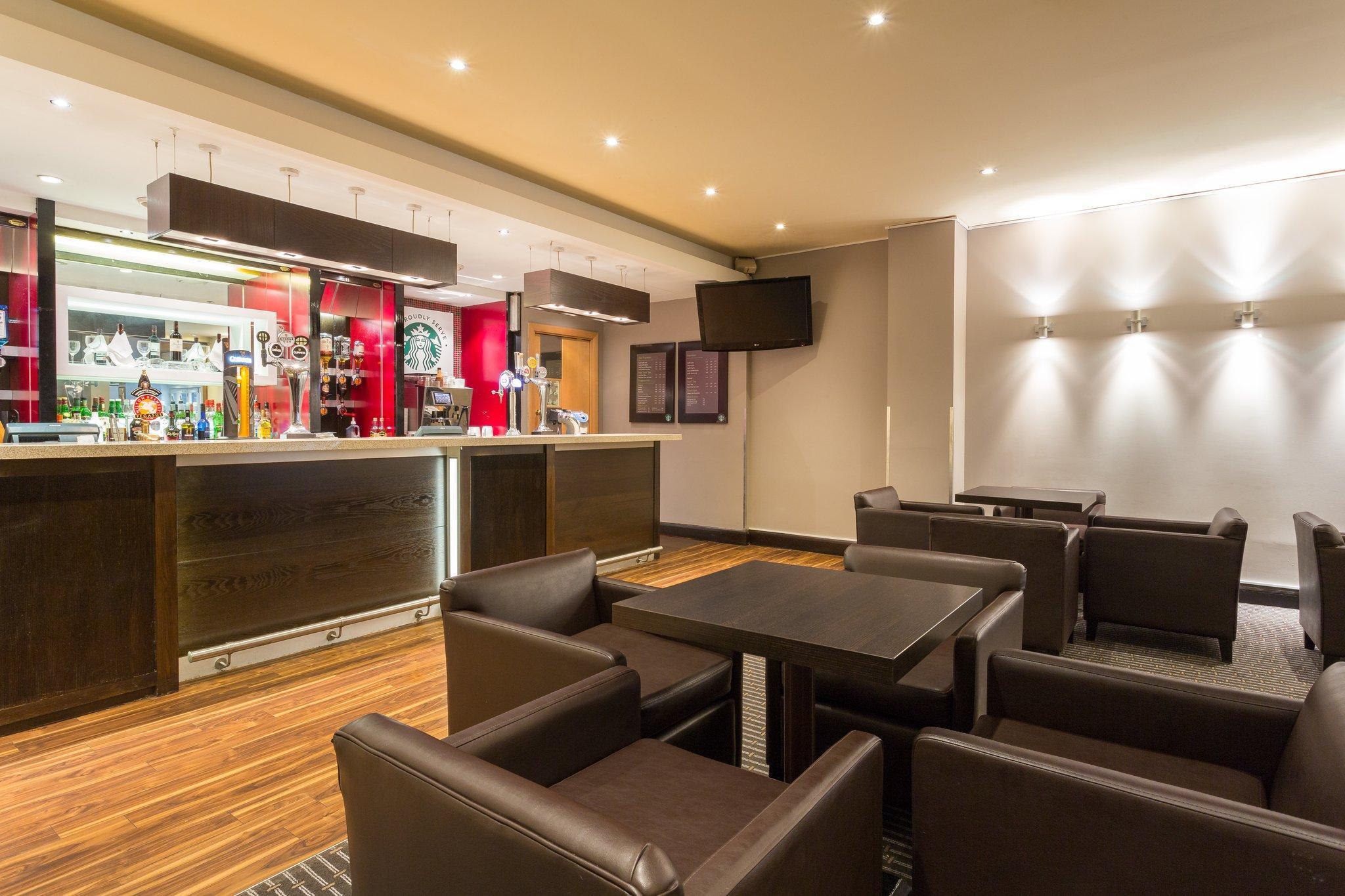 Holiday Inn Cambridge By Ihg Girton  Экстерьер фото
