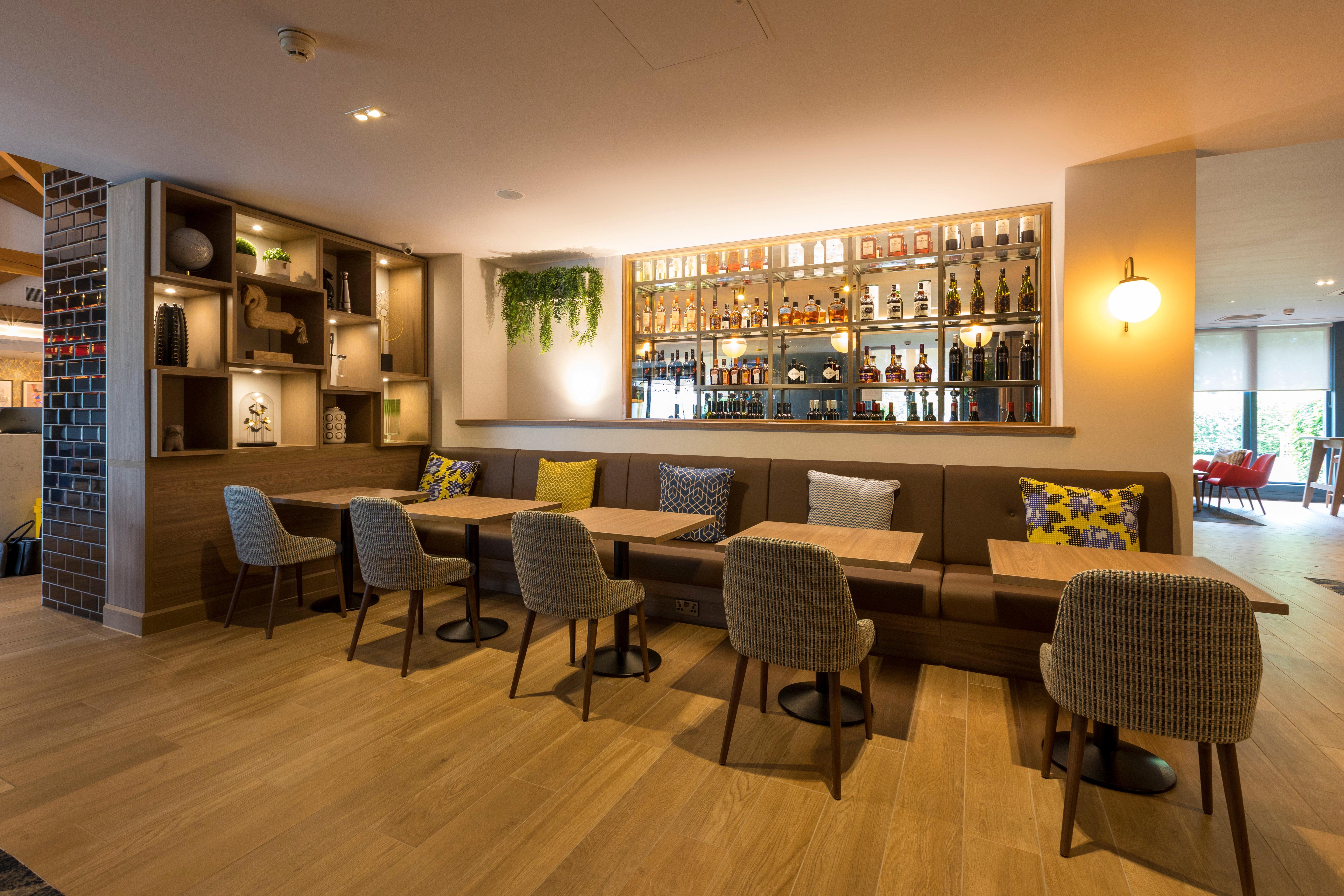 Holiday Inn Cambridge By Ihg Girton  Экстерьер фото