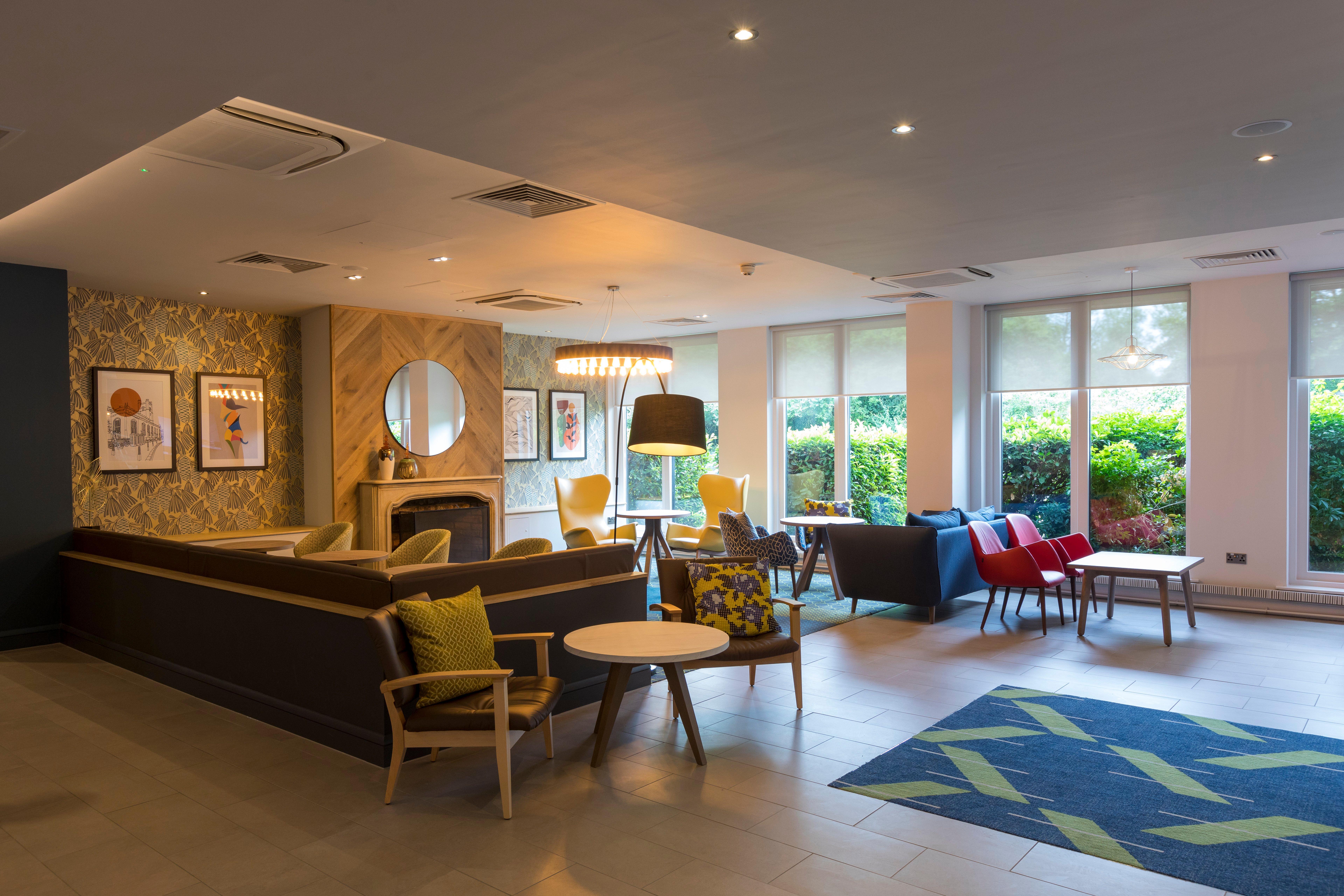 Holiday Inn Cambridge By Ihg Girton  Экстерьер фото