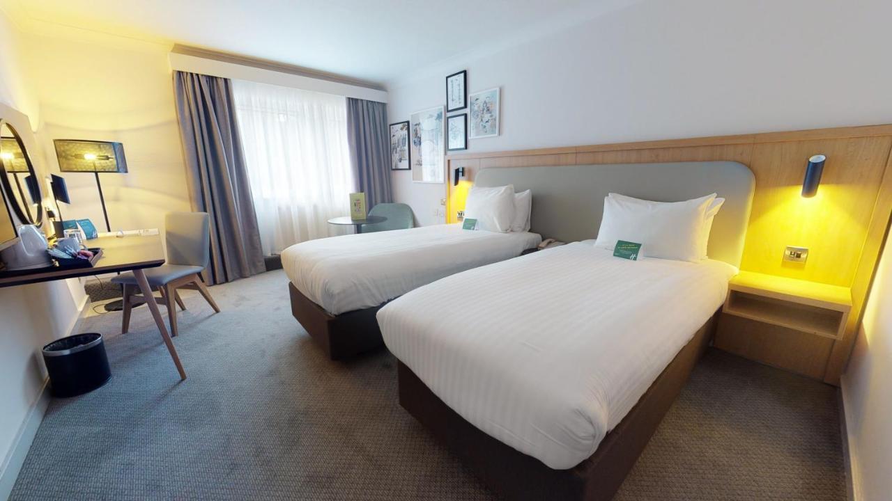 Holiday Inn Cambridge By Ihg Girton  Экстерьер фото