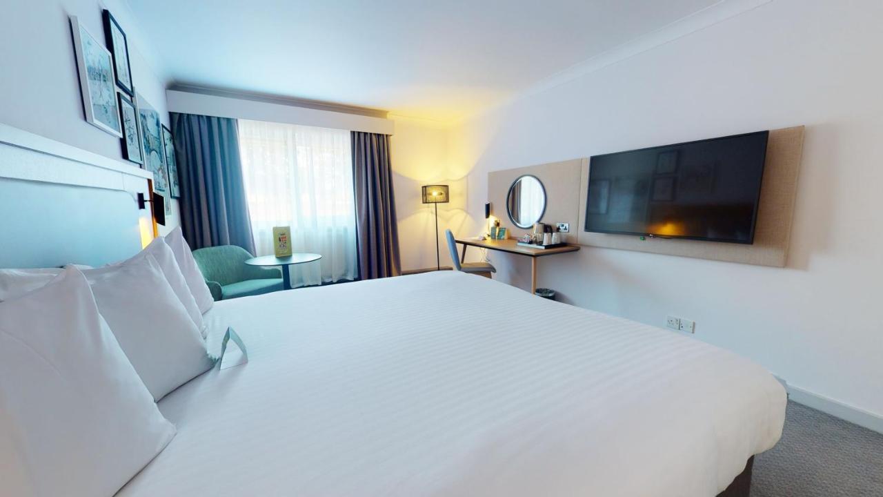 Holiday Inn Cambridge By Ihg Girton  Экстерьер фото
