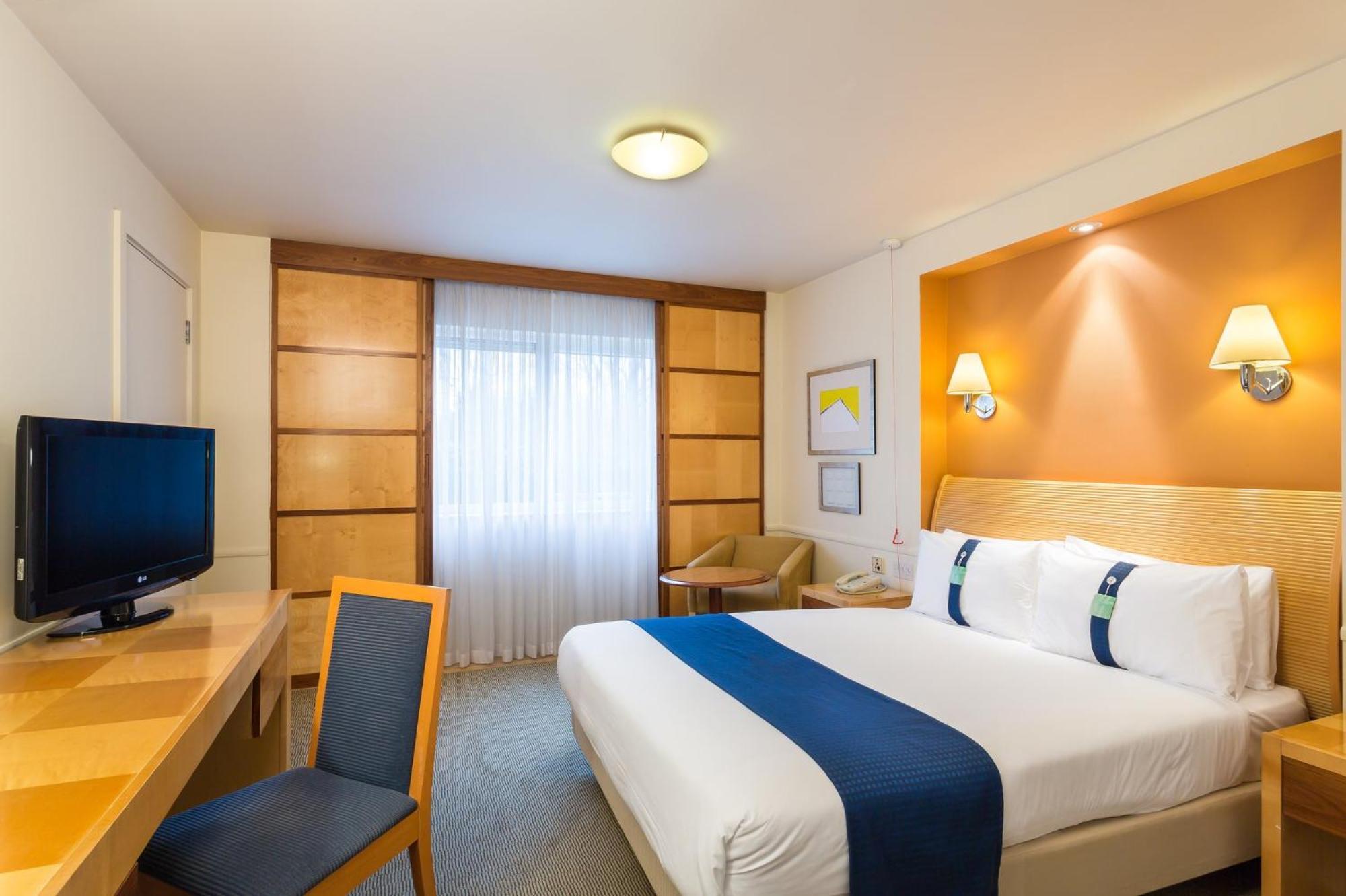 Holiday Inn Cambridge By Ihg Girton  Экстерьер фото