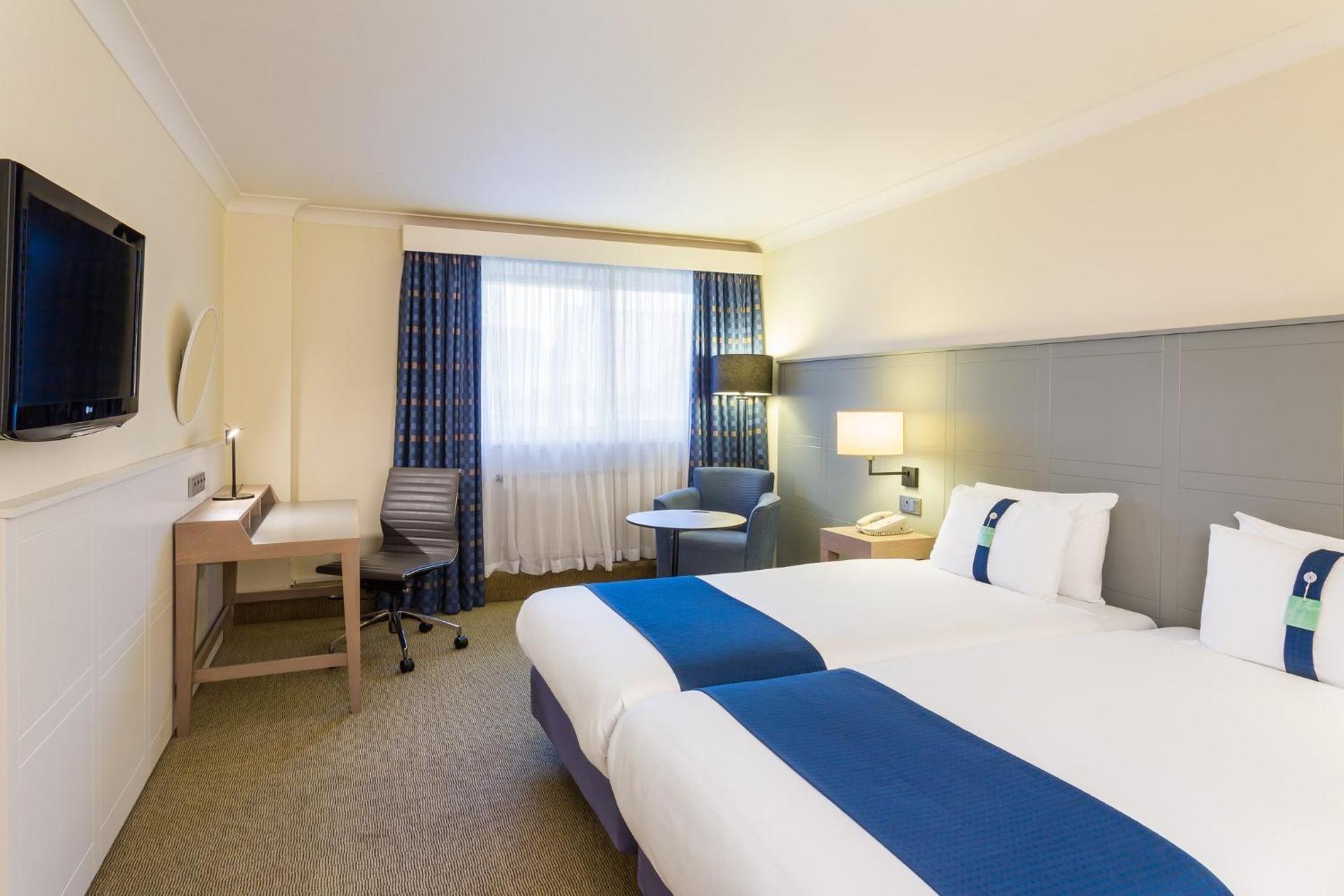 Holiday Inn Cambridge By Ihg Girton  Экстерьер фото