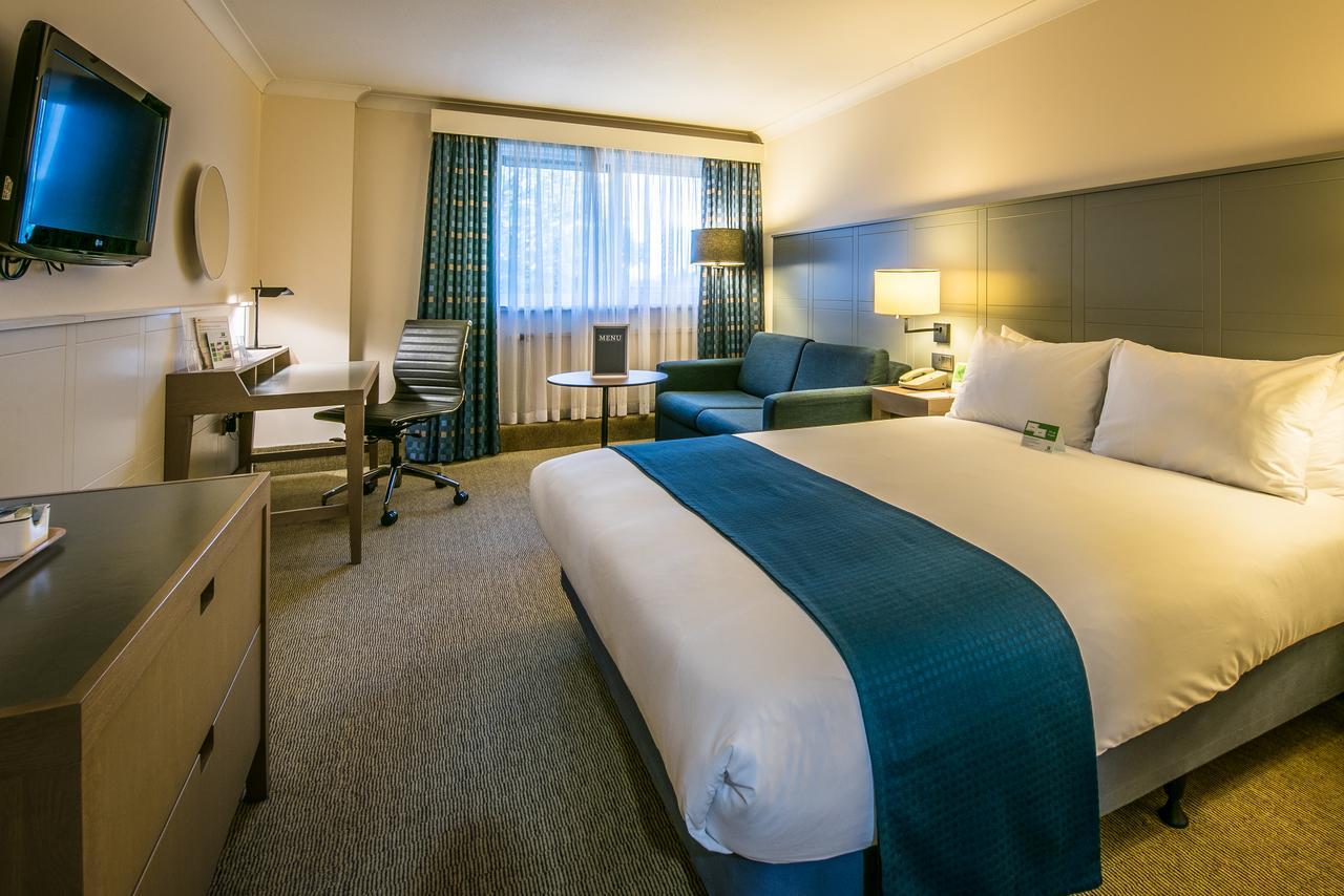 Holiday Inn Cambridge By Ihg Girton  Экстерьер фото